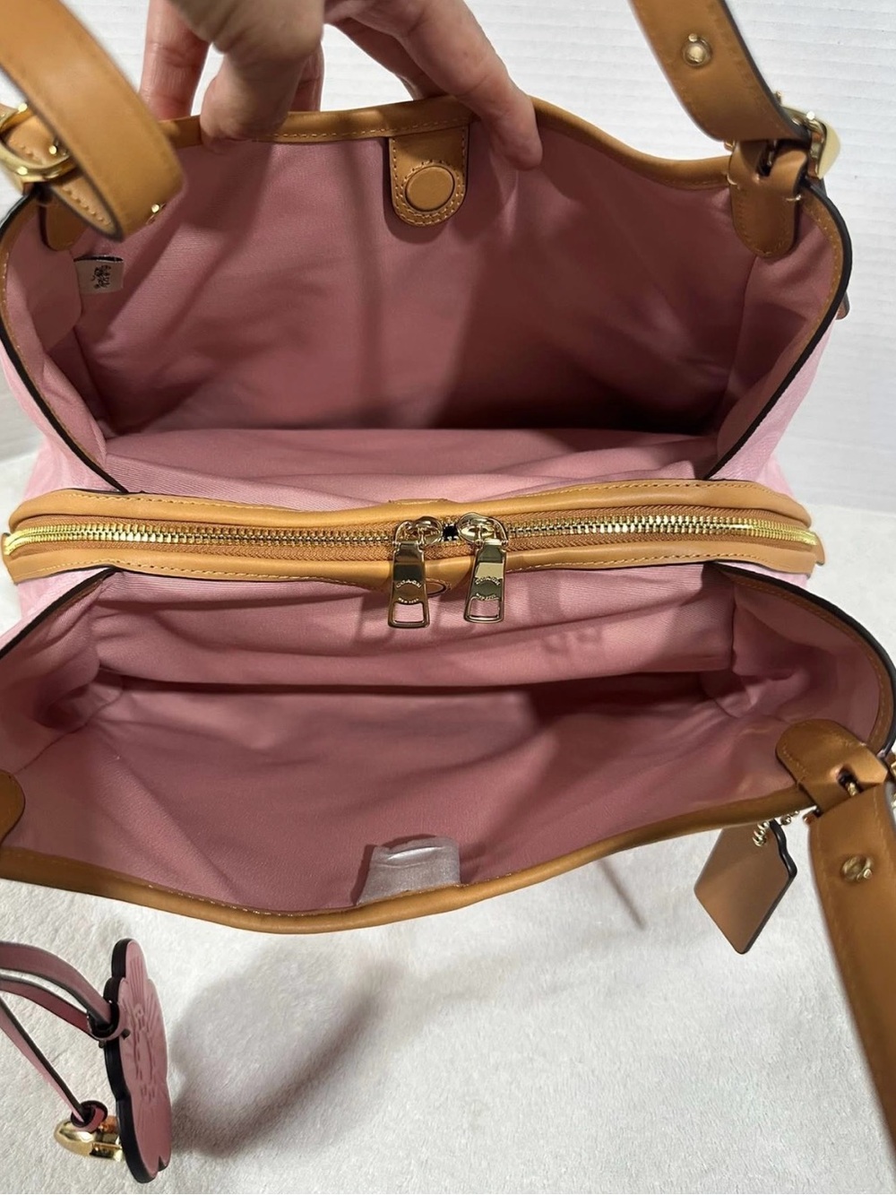Coach powder pink Erin - Picture 3 of 8